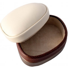 013-07-21 Шкатулка кожаная каменный баланс