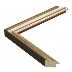 176.54.244 деревянная рамка 40-50