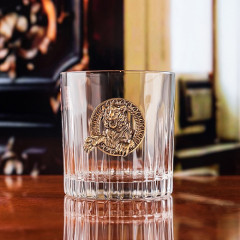 Набор для крепких напитков Таймлесс (4 бокала+штоф) с накладкой "Тигр" 10059298