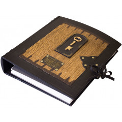 020-08-07 кожаный альбом За семью замками