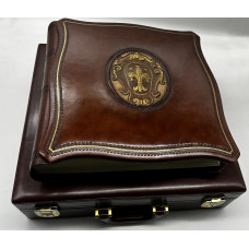 Эксклюзив кожаный альбом в кейсе