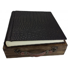 Aligator кожаный альбом в кейсе