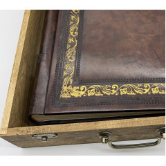 Modern кожаный альбом в кейсе