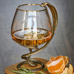 Набор 2 бокала для коньяка и статуэтка "Змея", в коробке из дизайнерского картона 13001005